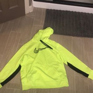 Men’s Nike sweat shirt size large